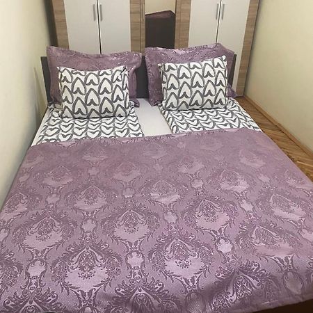 Garden Apartmani 3 Белград Екстериор снимка