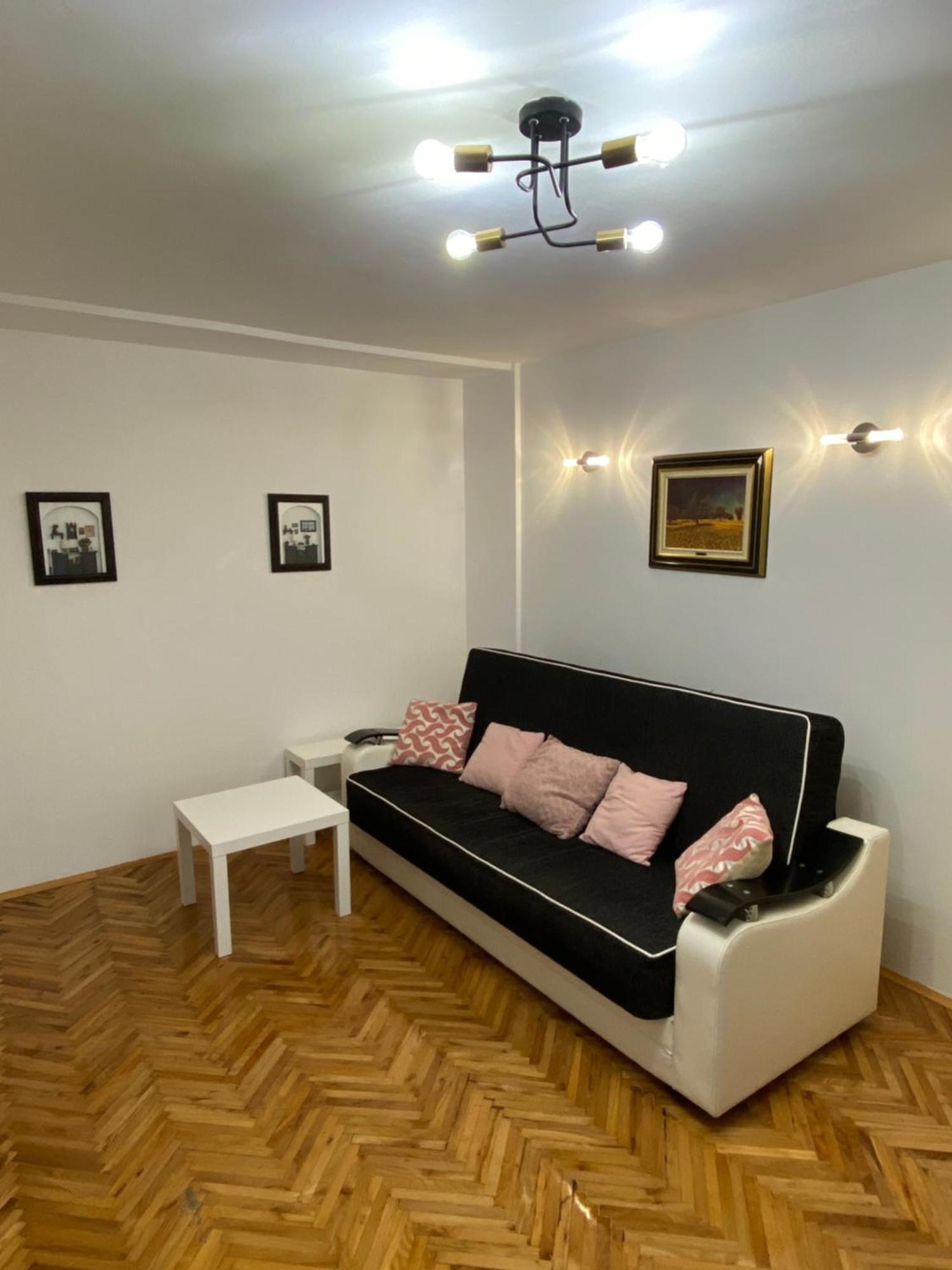 Garden Apartmani 3 Белград Екстериор снимка